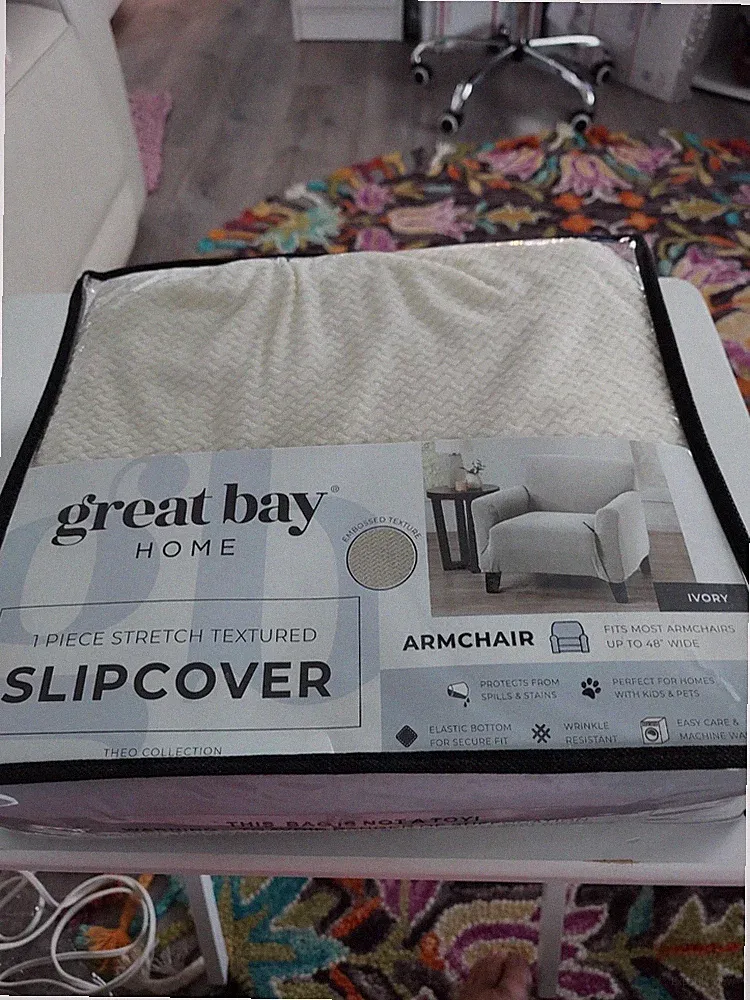 Slip cover for a recliner fits up to 48”wide